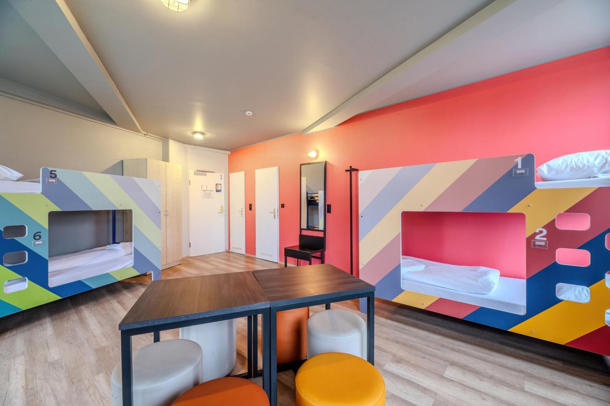 Bed 6-Bed Dormitory Room,1636738341:JPEG